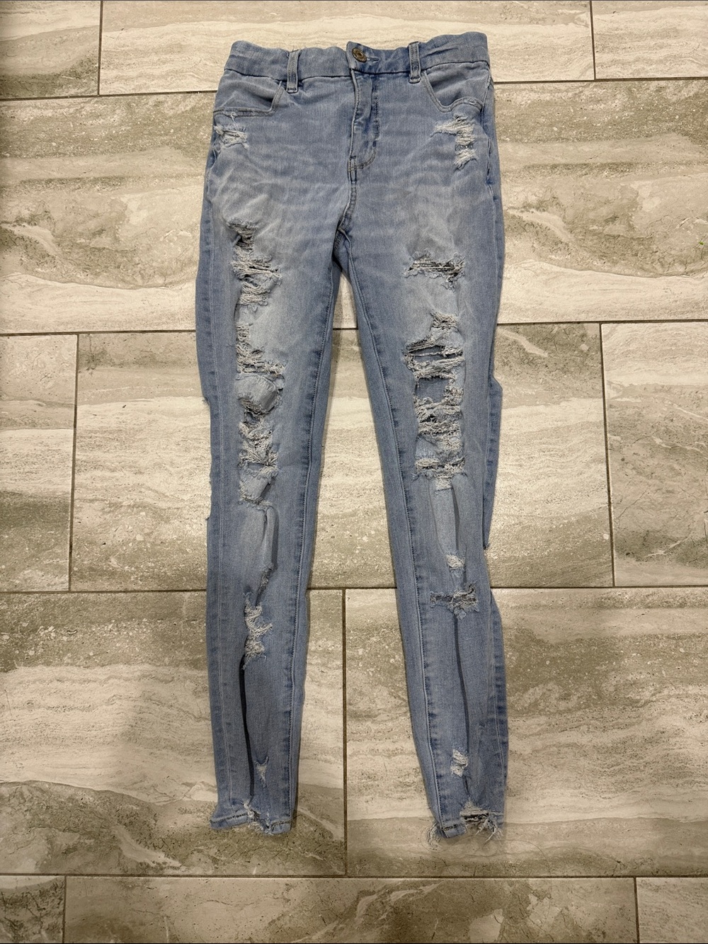 American Eagle Outfitters Light Blue Ripped Skinny Jeans